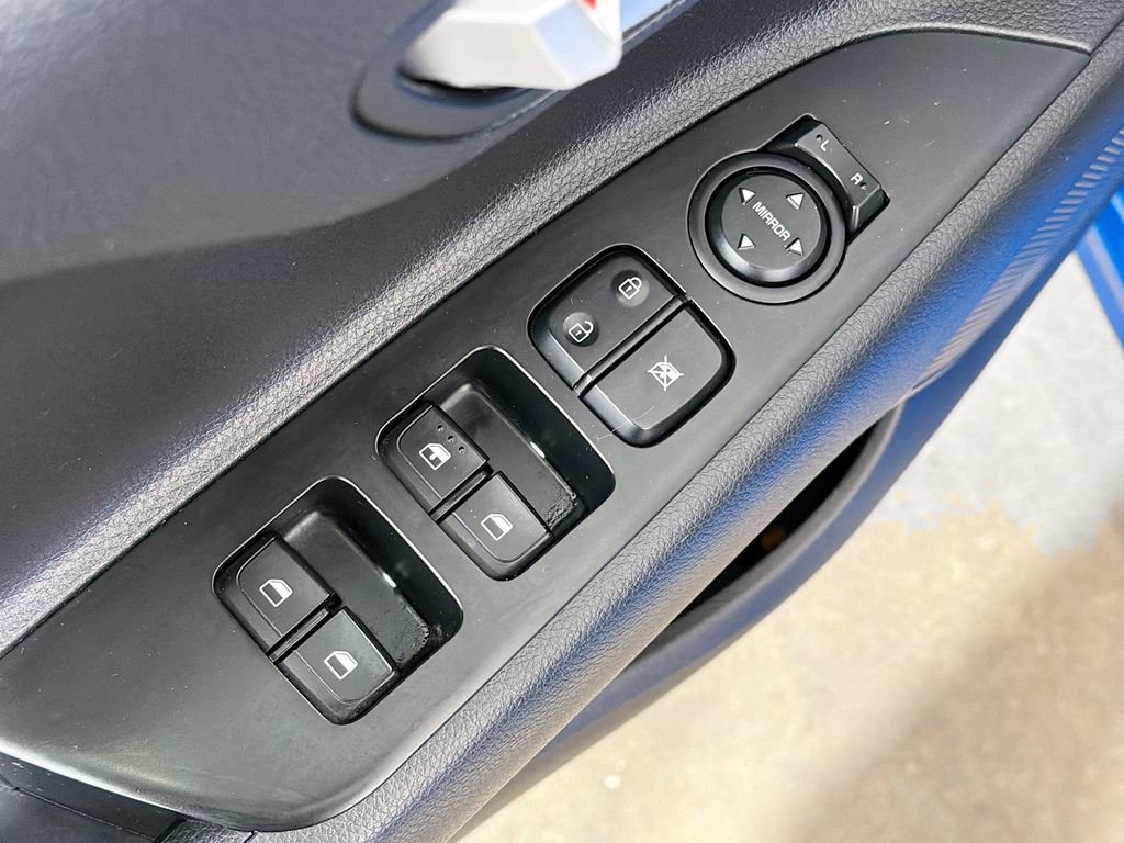 Used 2022 Kia Rio S w/ Option Group 015 image 18