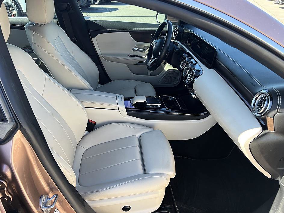Used 2022 Mercedes-Benz CLA 250 CLA 250 image 17