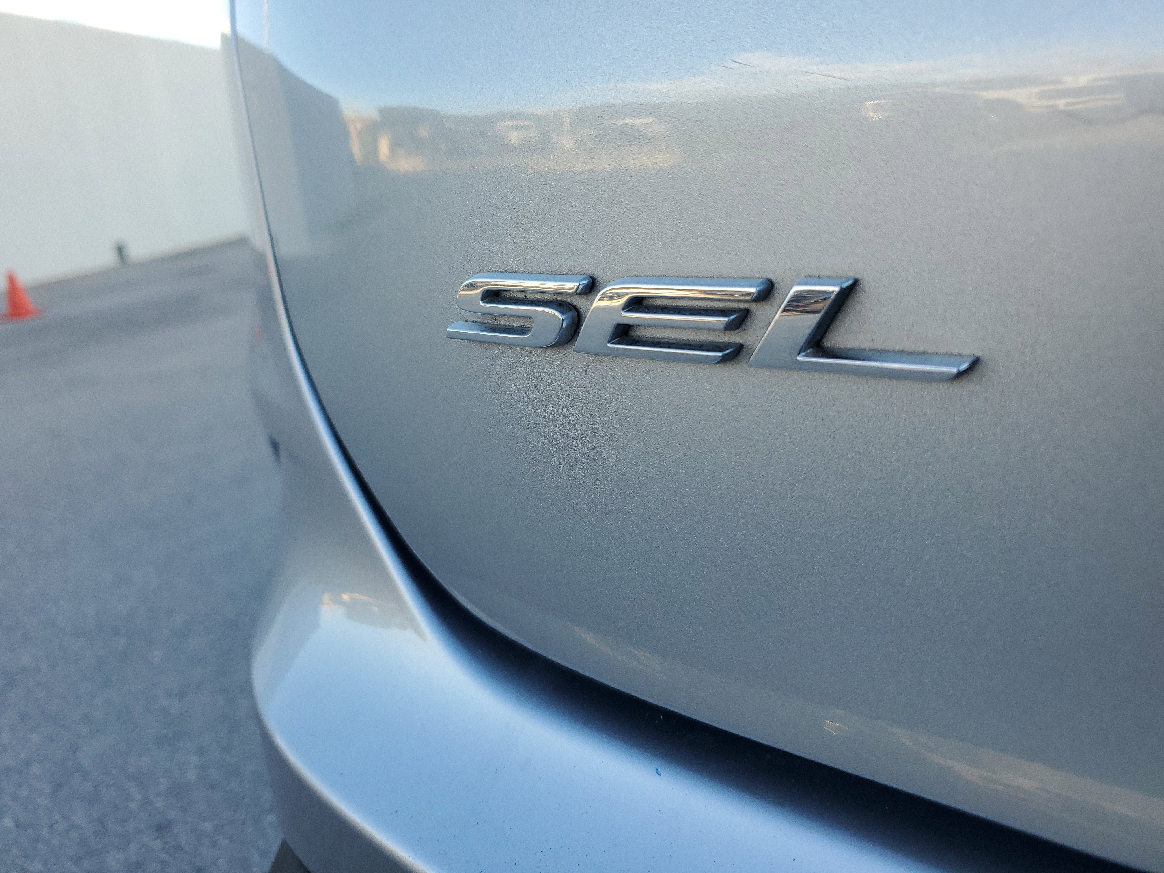 Used 2024 Ford Edge SEL w/ Convenience Package image 31