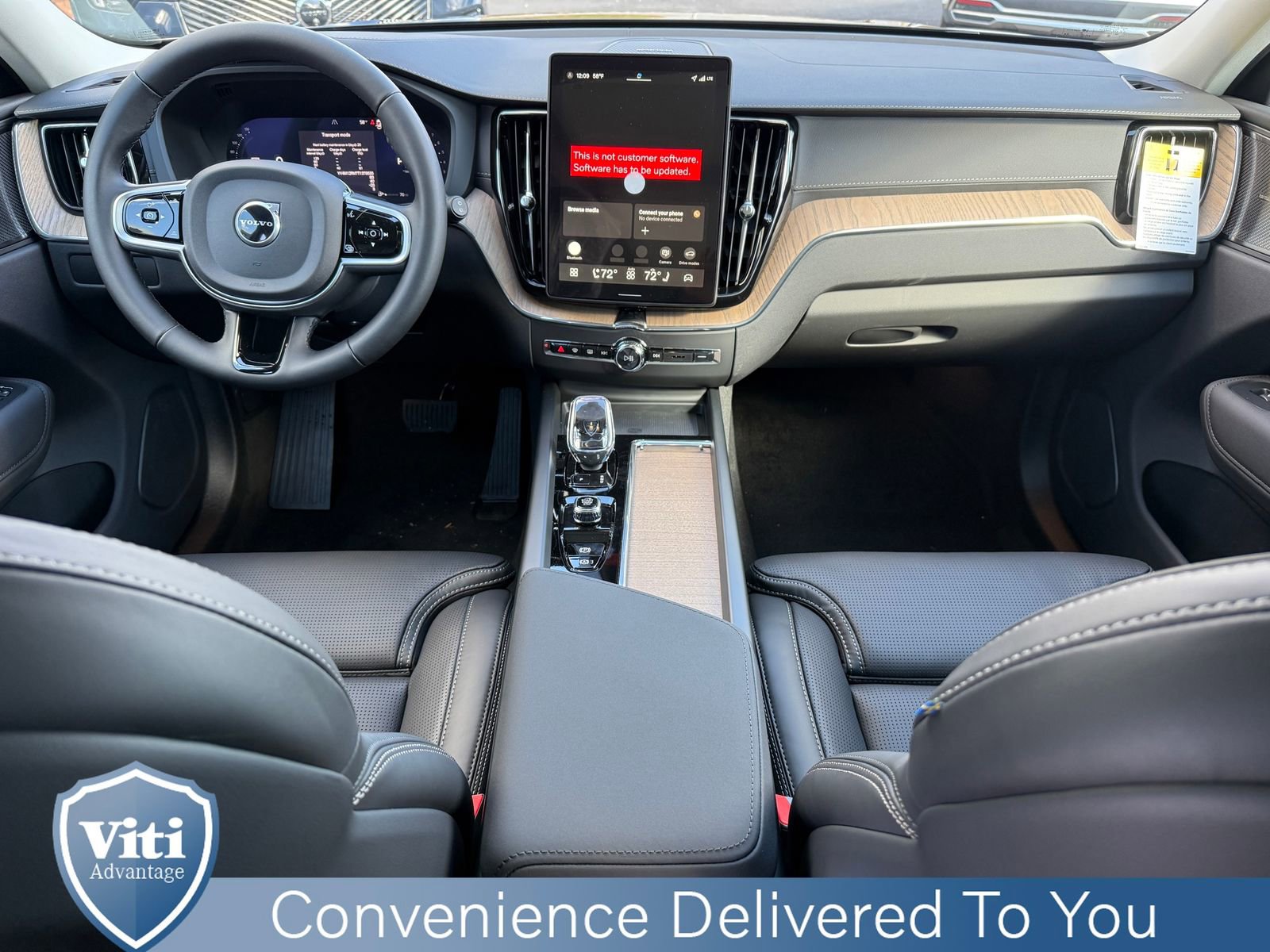 New 2026 Volvo XC60 B5 Ultra w/ Protection Package Premier image 2