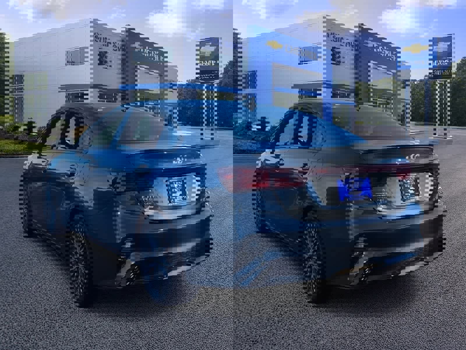 Used 2023 Kia Forte GT-Line w/ GT-Line Premium Package image 4