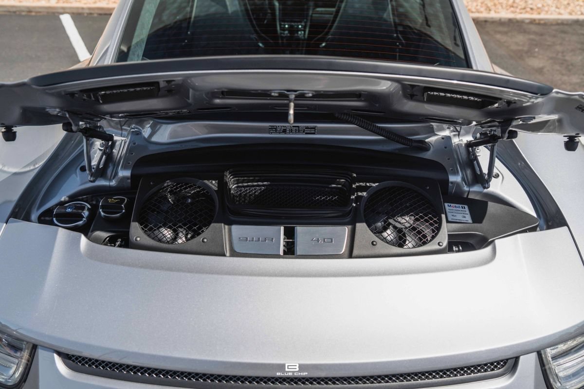 Used 2016 Porsche 911 R RWD image 25