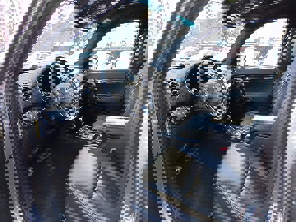 Used 2014 Kia Sorento SX w/ 3rd Row Package image 2