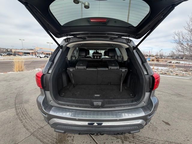Used 2017 Nissan Pathfinder Platinum image 26
