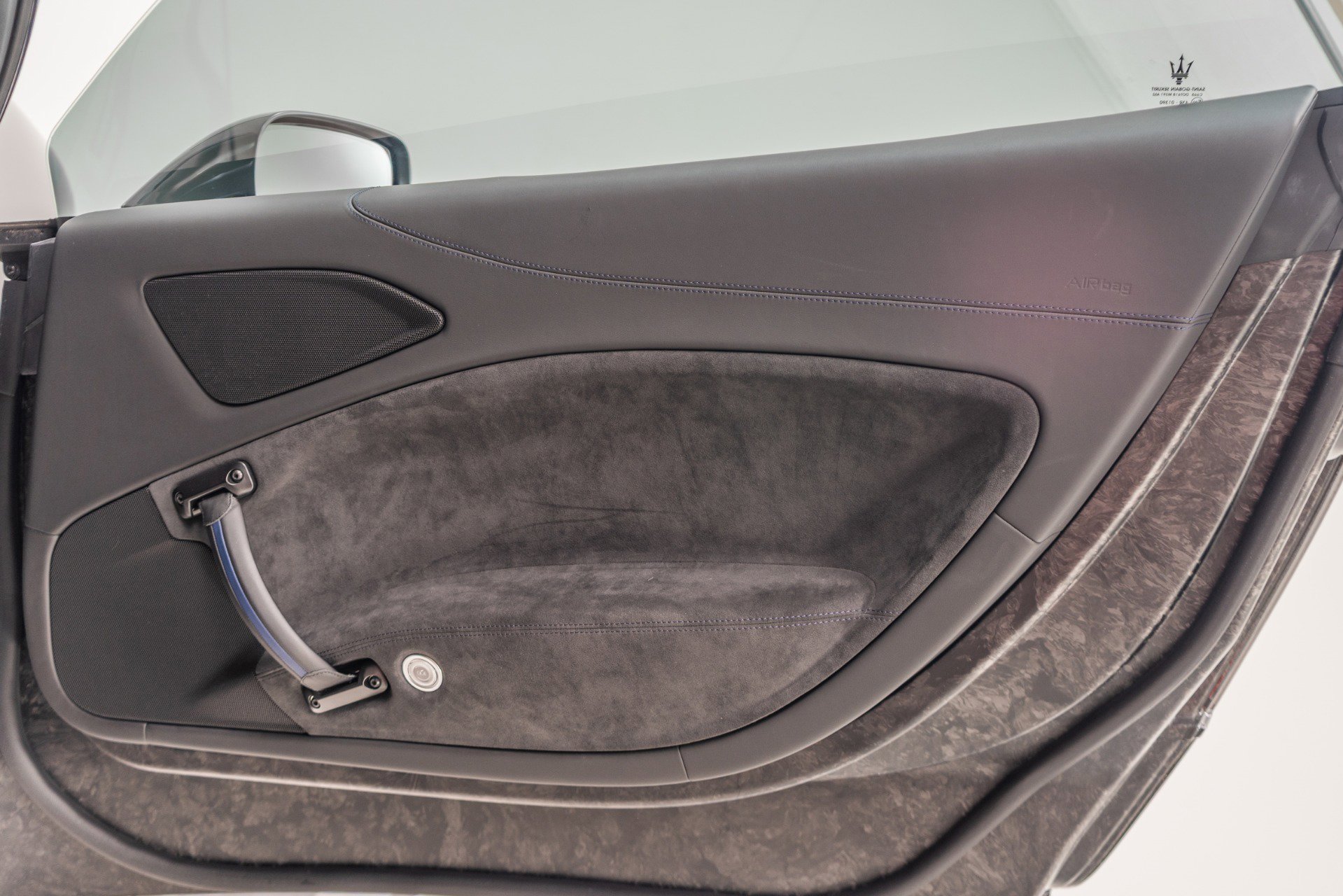 Used 2022 Maserati MC20 Coupe image 39