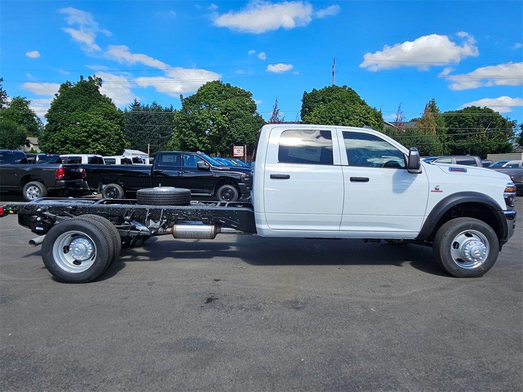 New 2025 RAM 5500 Tradesman image 8