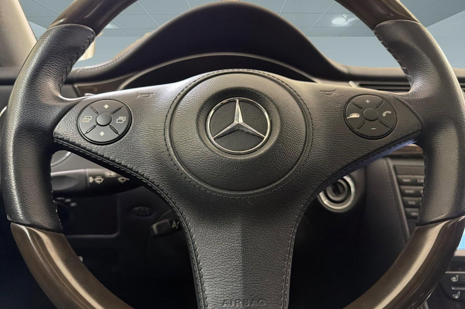 Used 2009 Mercedes-Benz CLS 550 image 15