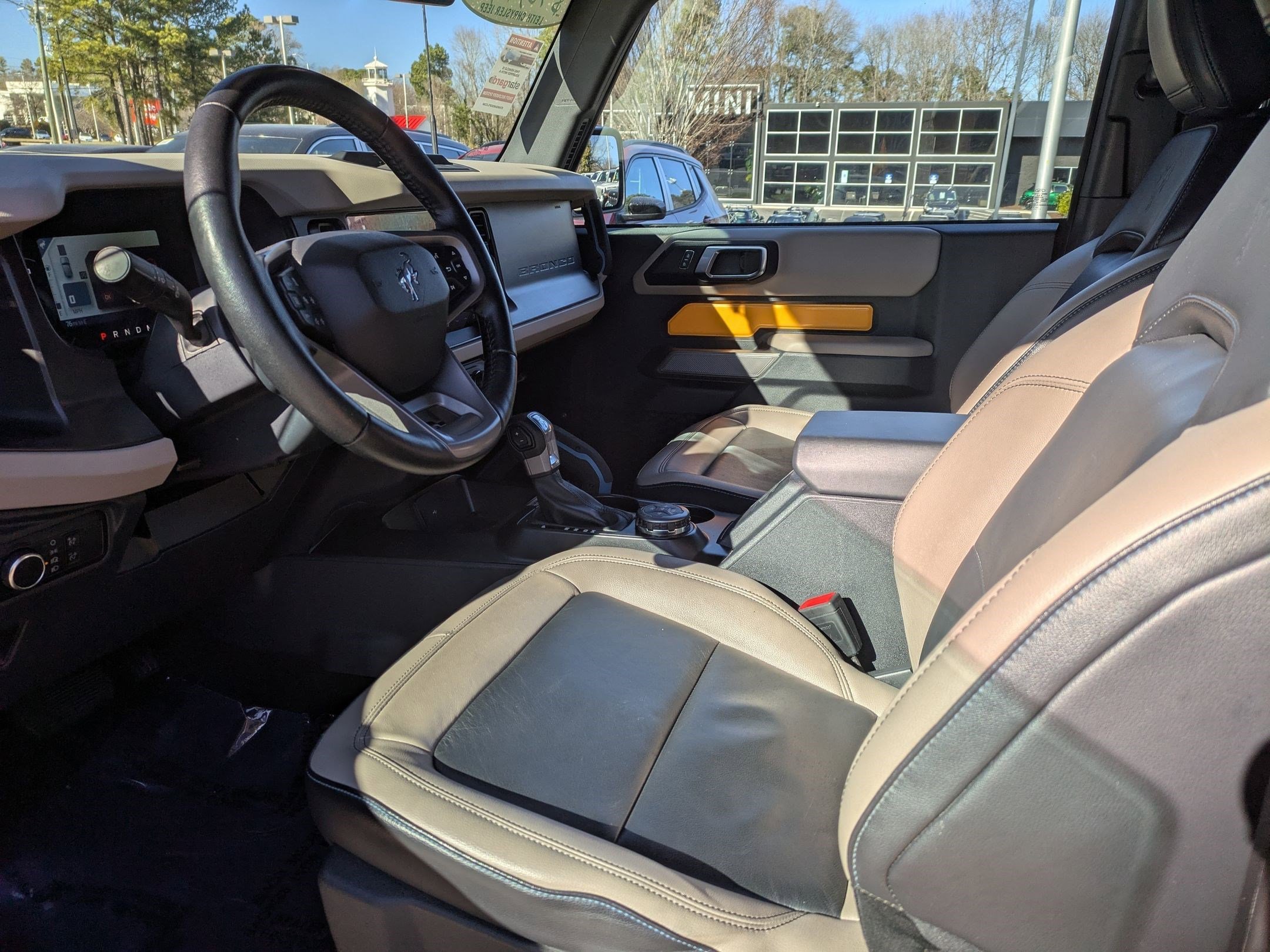 Used 2022 Ford Bronco Wildtrak image 19