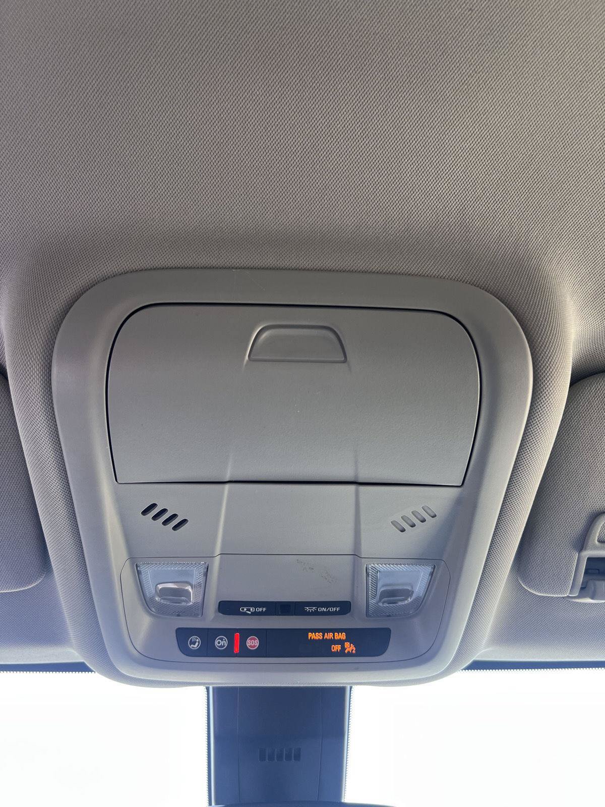 Used 2024 Chevrolet Equinox LT FWD image 11
