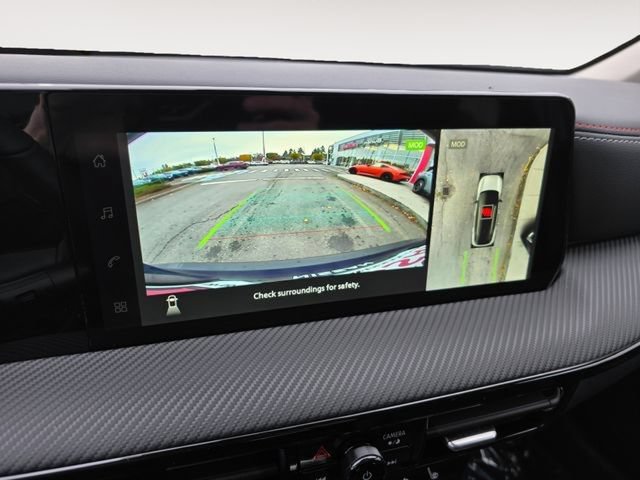 New 2026 Nissan Kicks SR w/ Cold Weather Package AWD/4WD image 23