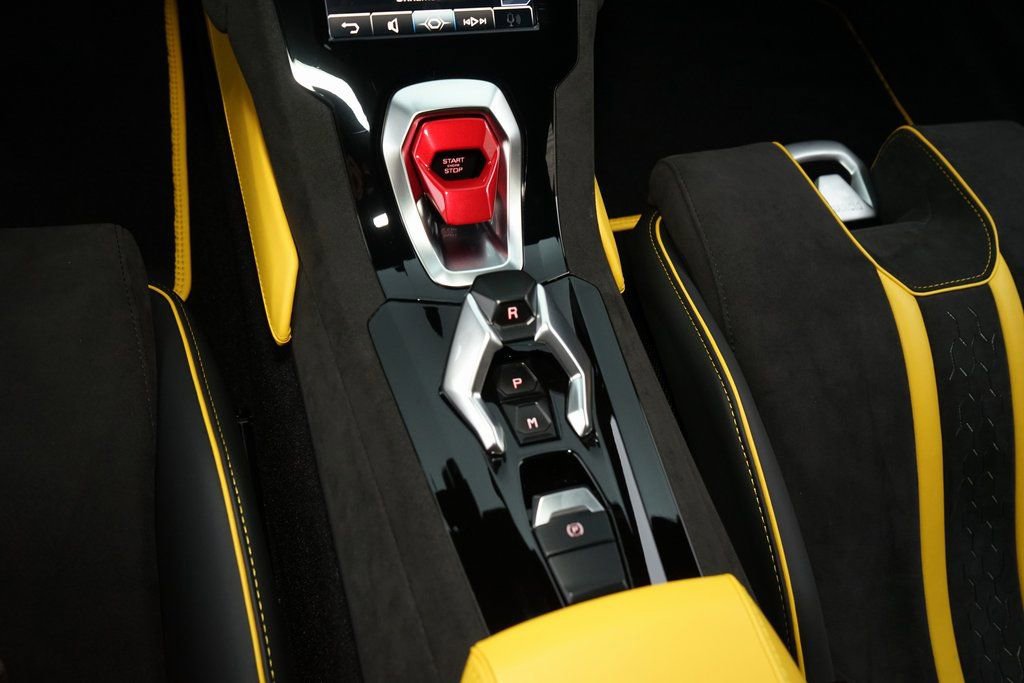 Used 2024 Lamborghini Huracan Tecnica image 22