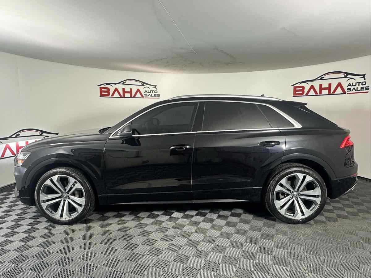 Used 2019 Audi Q8 Prestige AWD/4WD image 5