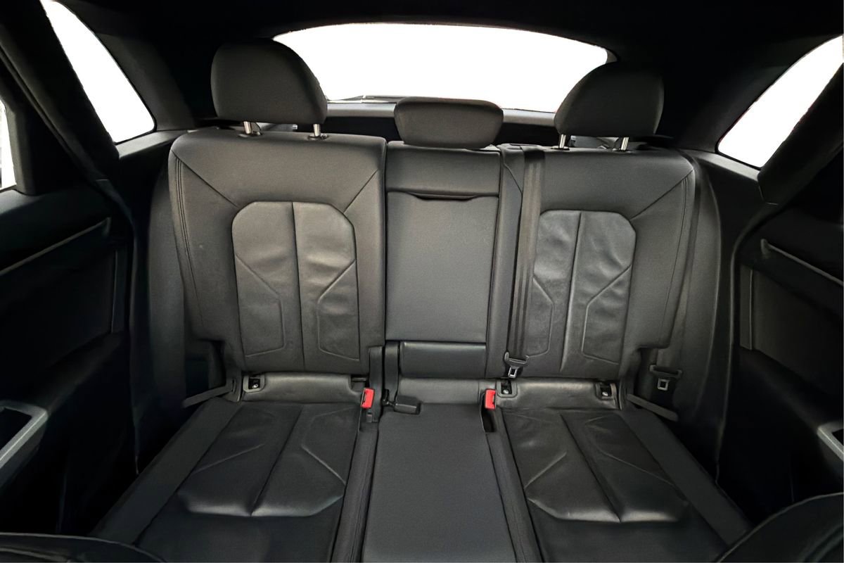 Used 2023 Audi Q3 2.0T Premium image 14