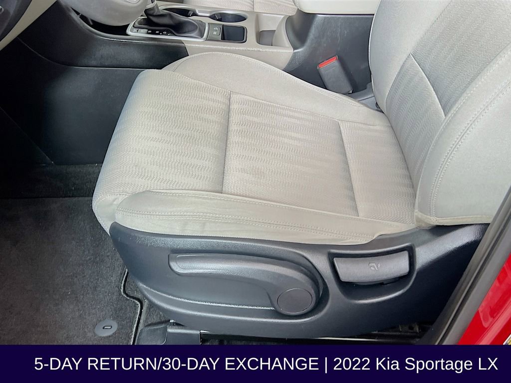 Used 2022 Kia Sportage LX image 24