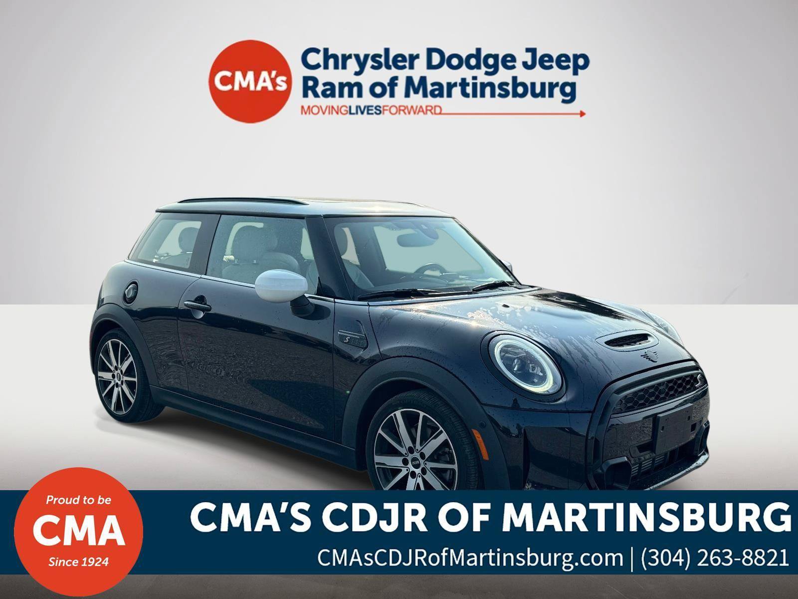 Used 2023 MINI Cooper S FWD image 1