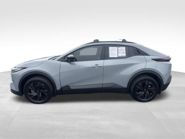 Used 2026 Toyota C-HR AWD/4WD image 2