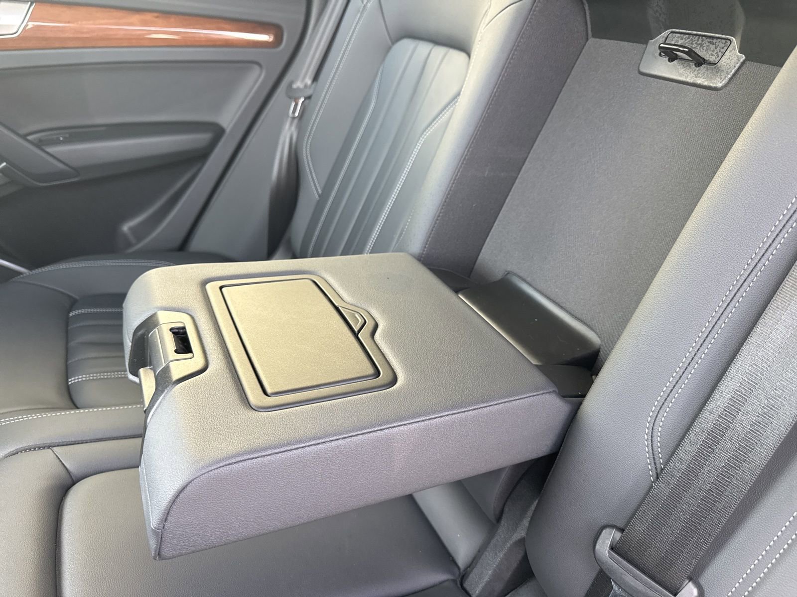 Used 2023 Audi Q5 2.0T Premium image 15