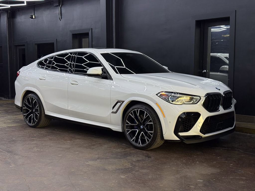Used 2021 BMW X6 M w/ Executive Package image 11