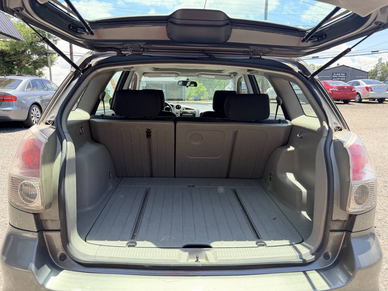 Used 2007 Toyota Matrix FWD image 6