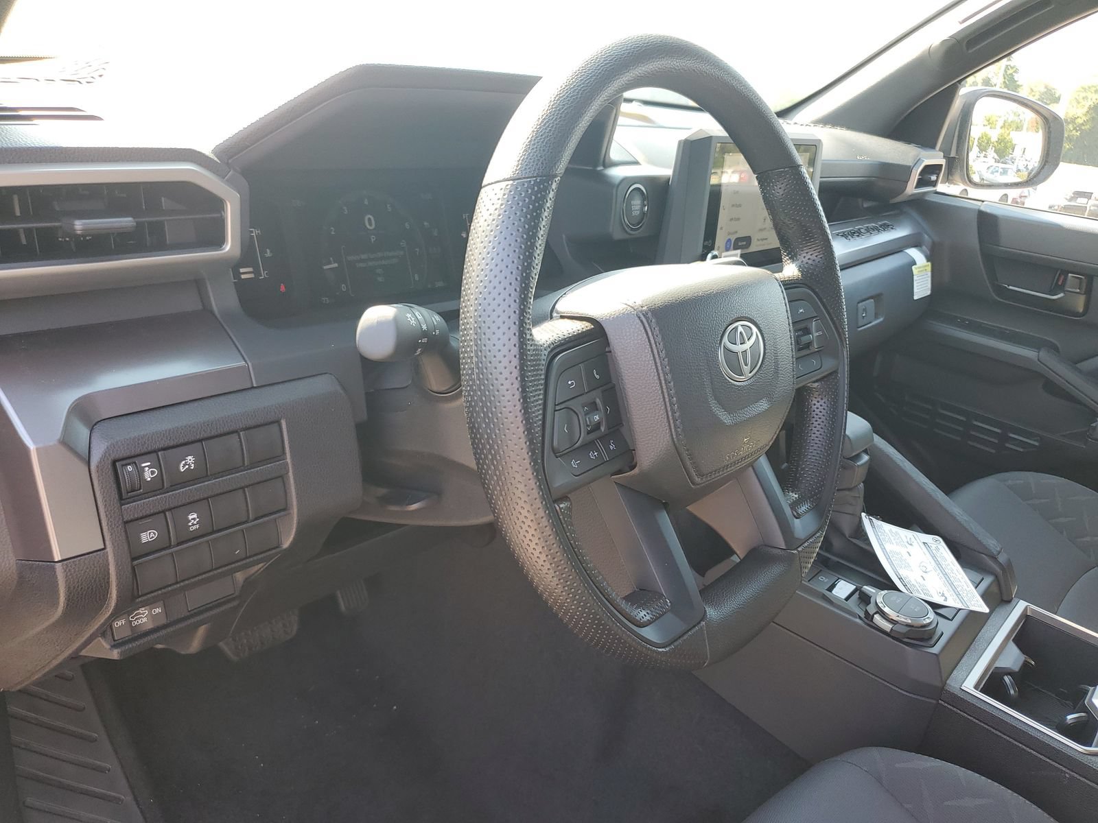 Certified 2026 Toyota Tacoma SR5 AWD/4WD image 18