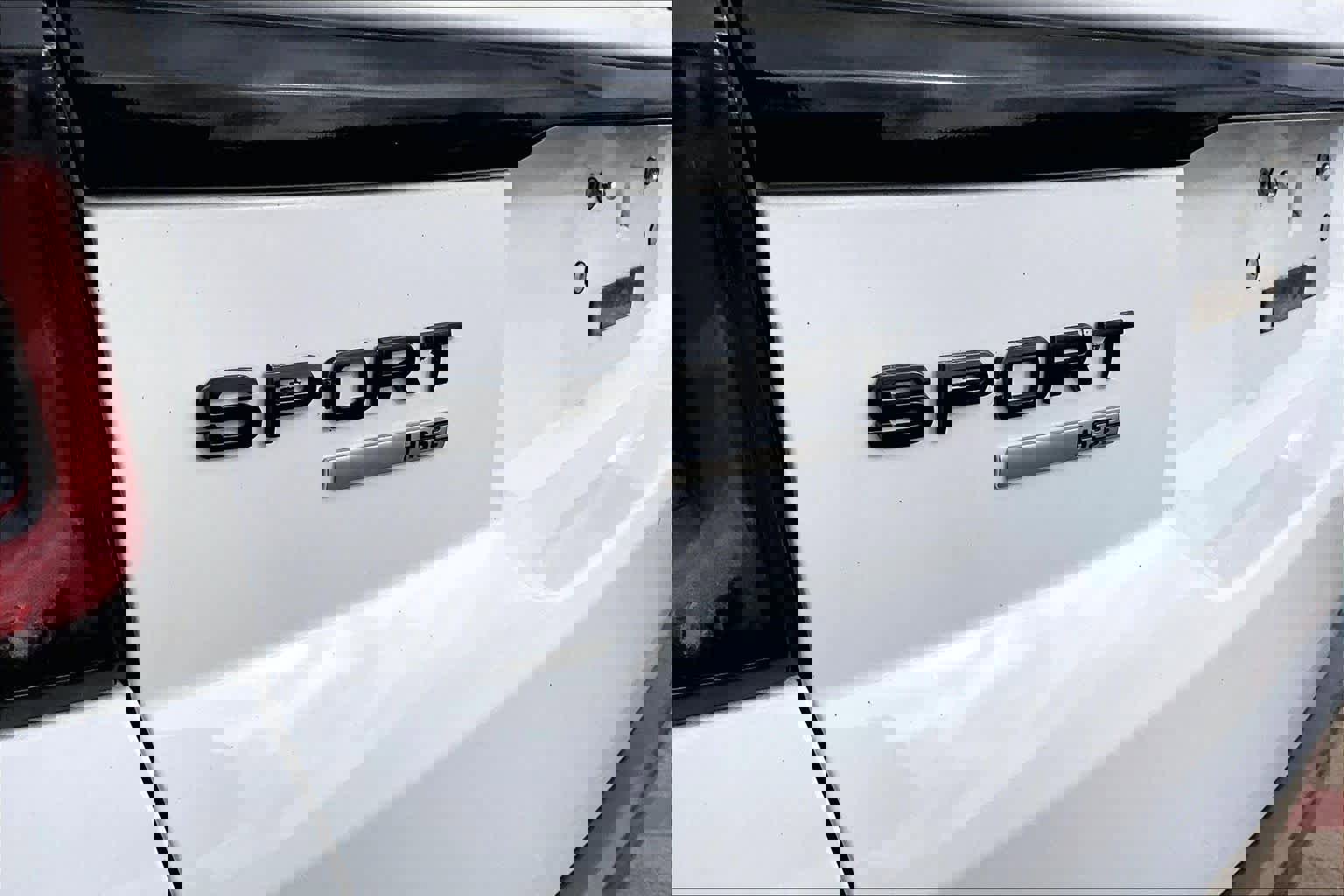 Used 2018 Land Rover Range Rover Sport HSE image 11