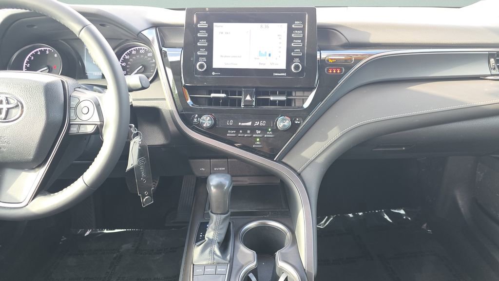Used 2024 Toyota Camry SE FWD image 15