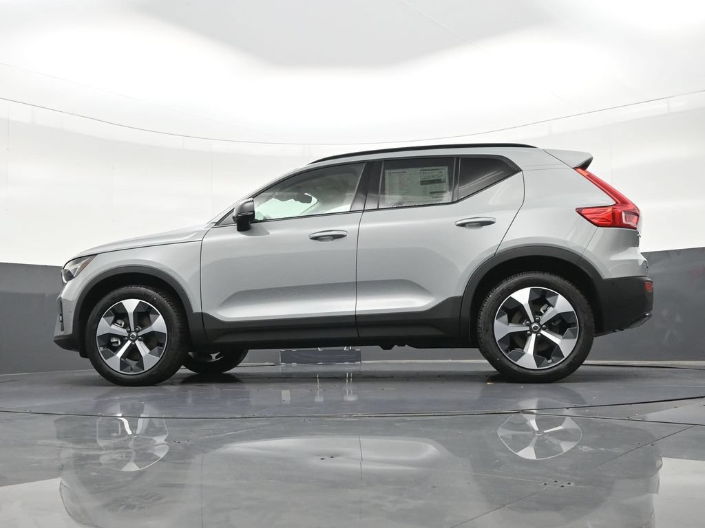 New 2026 Volvo XC40 B5 Plus w/ Protection Package Premier AWD/4WD image 22