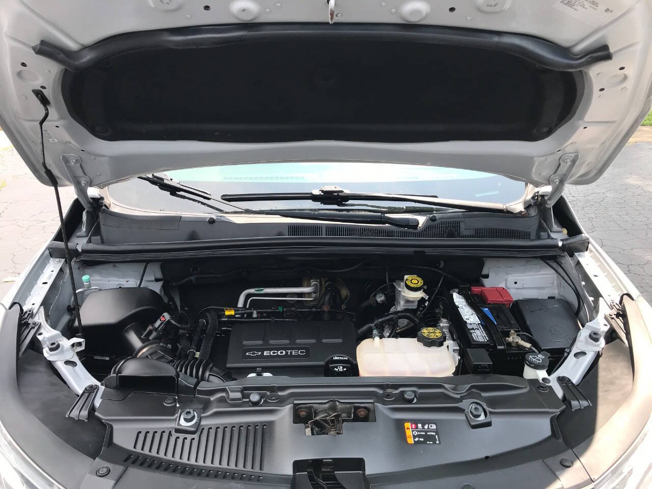 Used 2018 Chevrolet Trax LS FWD image 8