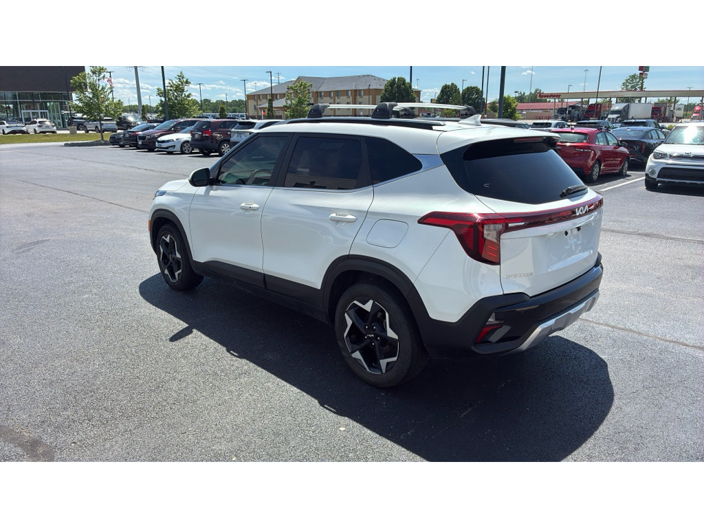 Used 2025 Kia Seltos EX w/ EX Sunroof Package FWD image 4