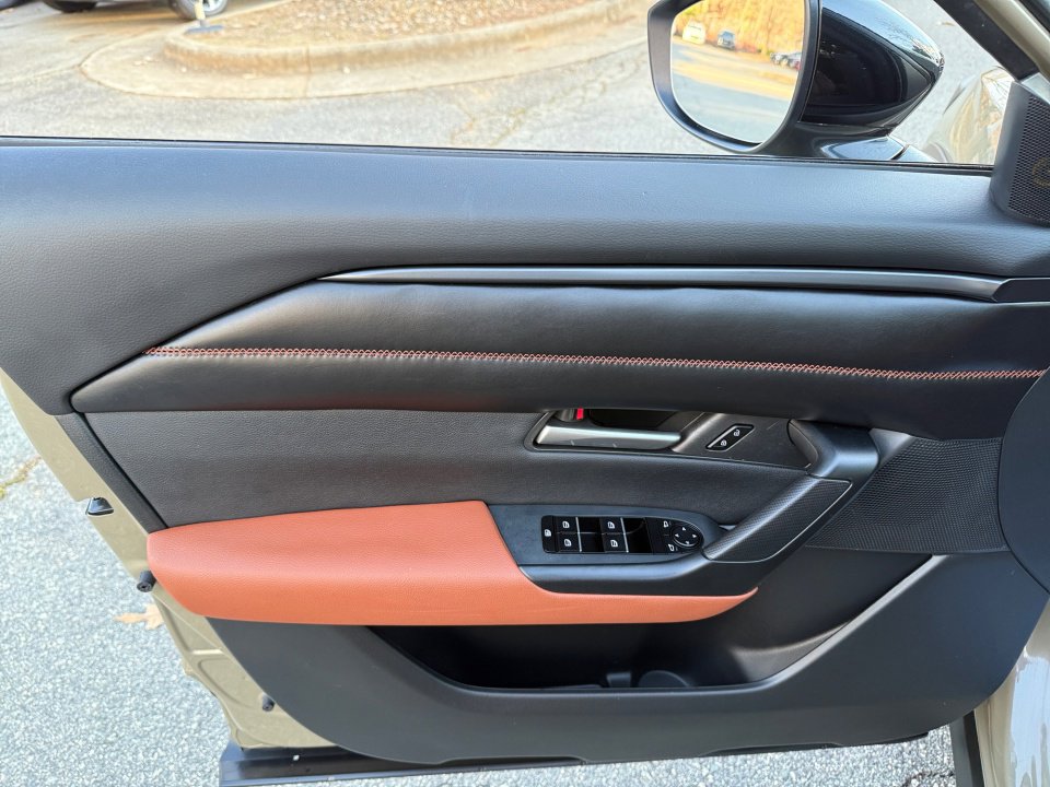 Used 2023 MAZDA CX-50 Meridian Edition w/ Cargo Package image 28