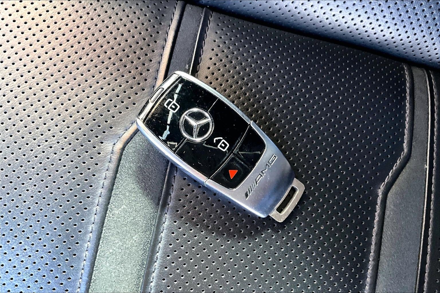 Used 2021 Mercedes-Benz G 63 AMG 4MATIC w/ Seat Comfort Package image 11