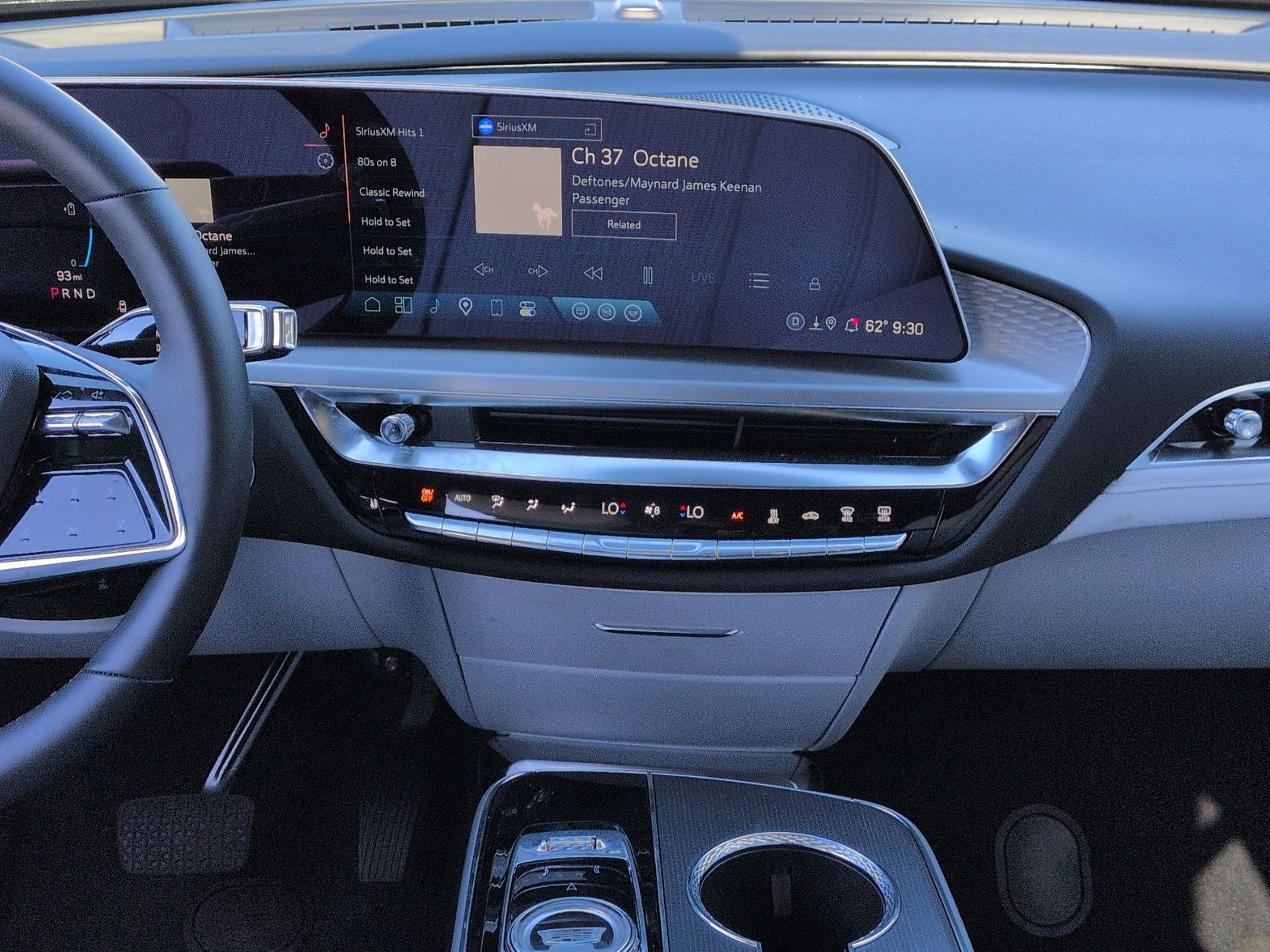 Used 2025 Cadillac Lyriq Sport image 29