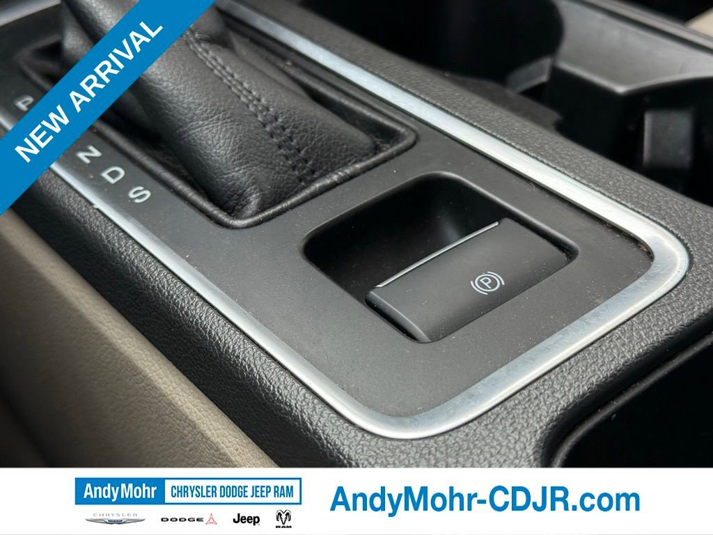 Used 2017 Ford Escape Titanium w/ Equipment Group 301A image 26