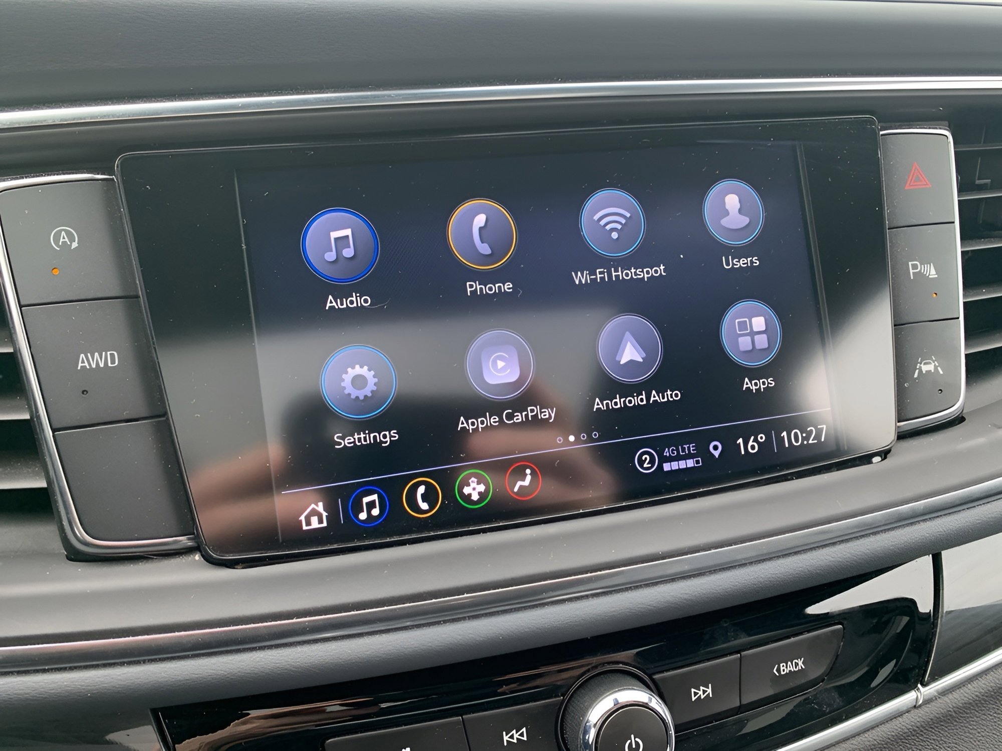 Used 2023 Buick Enclave Essence w/ Experience Buick Package image 19