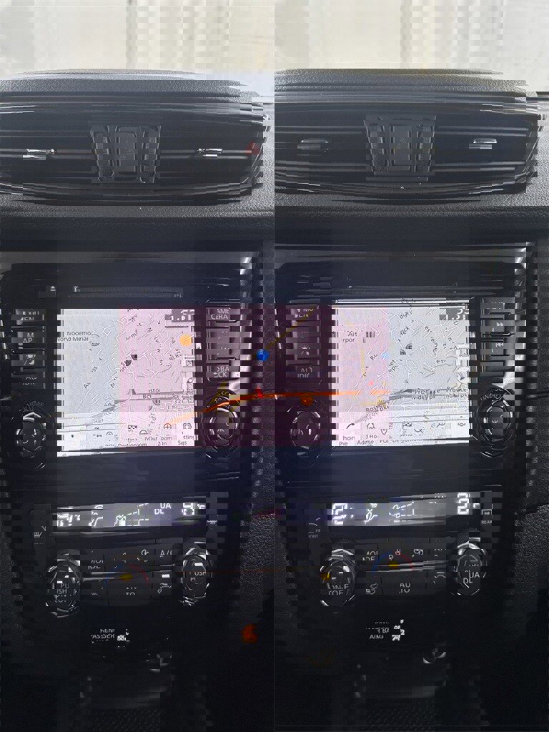 Used 2018 Nissan Rogue SV w/ Sun & Sound Touring Package image 21