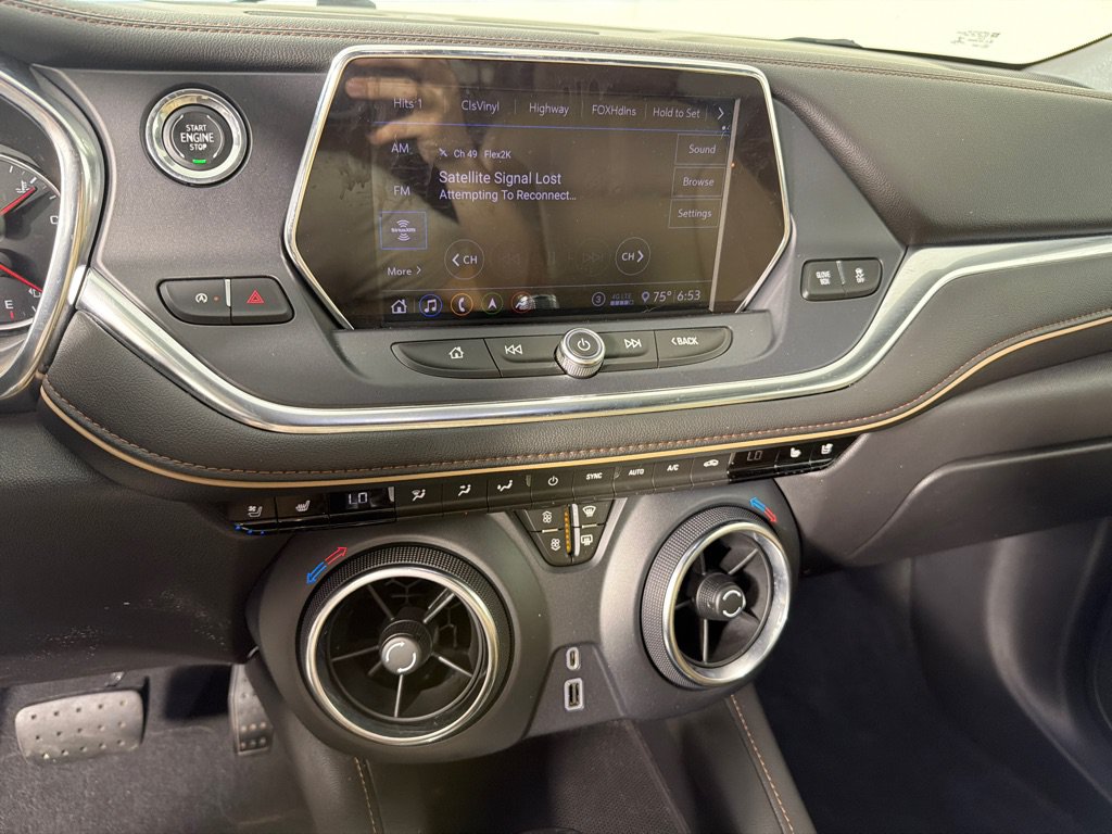 Used 2020 Chevrolet Blazer Premier AWD/4WD image 16