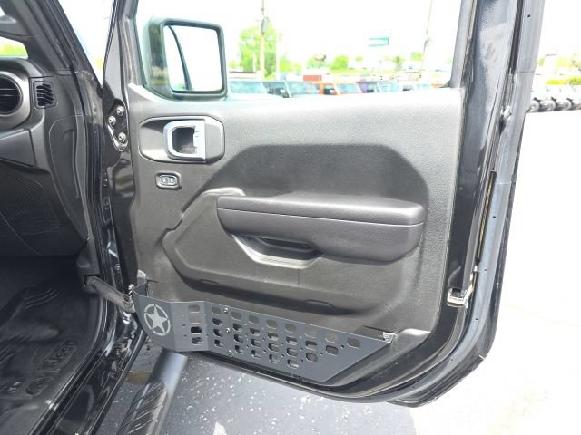 Used 2021 Jeep Gladiator Sport AWD/4WD image 35