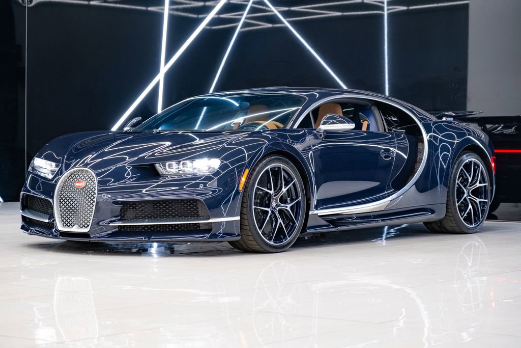 Used 2020 Bugatti Chiron AWD/4WD image 3
