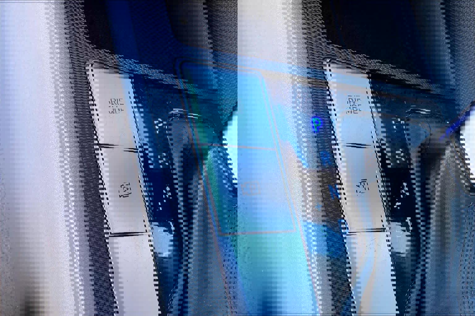 Used 2023 Hyundai Elantra SEL w/ Preferred Accessory Package FWD image 36