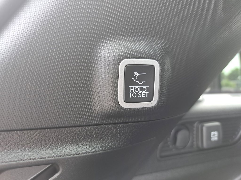 New 2026 Jeep Grand Cherokee Altitude AWD/4WD image 13