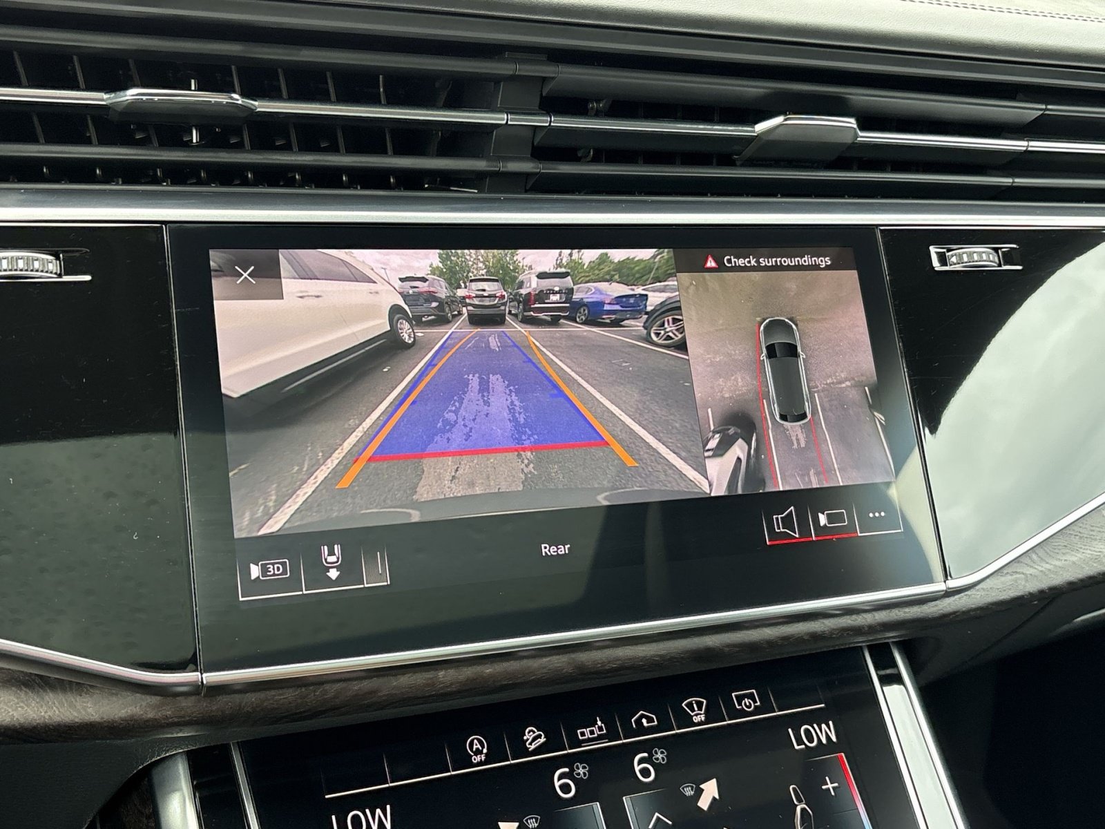 Used 2020 Audi Q8 Prestige w/ Prestige Package AWD/4WD image 19