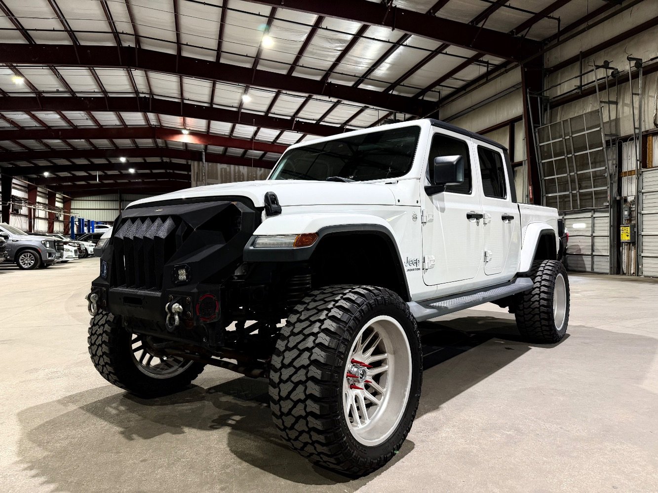 Used 2020 Jeep Gladiator Overland AWD/4WD image 9