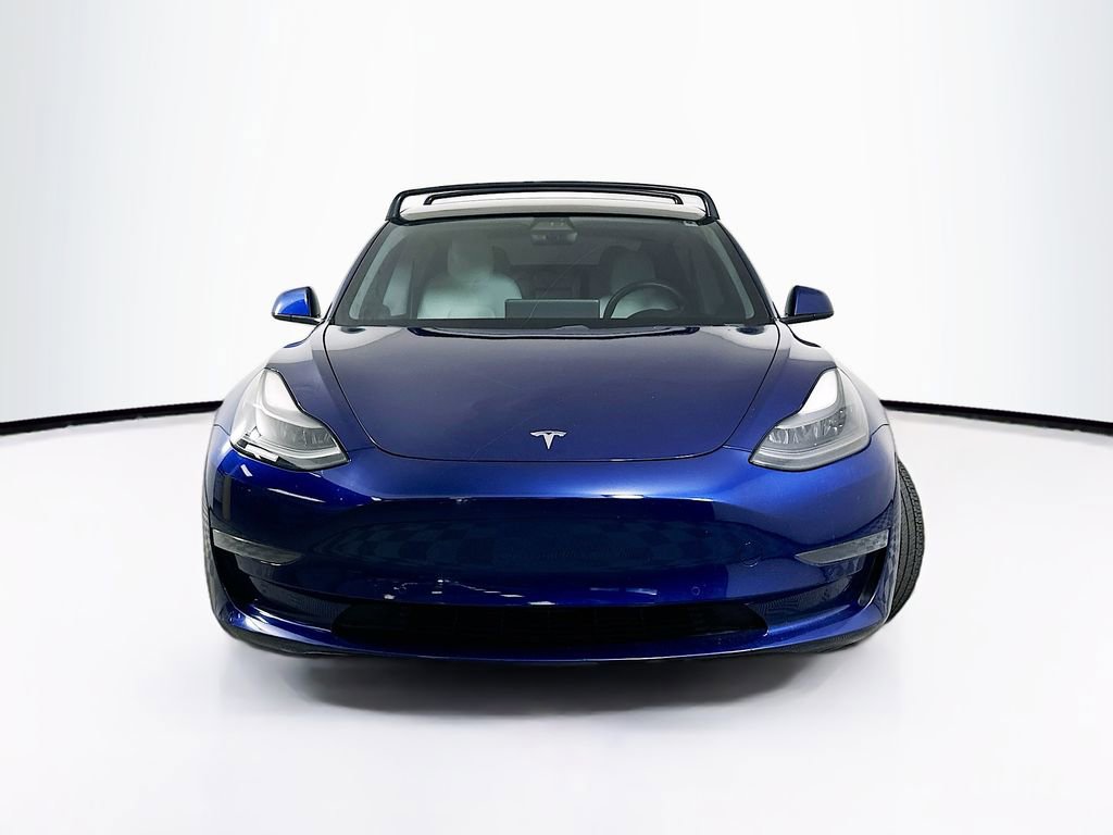 Used 2021 Tesla Model 3 Standard Range Plus image 5