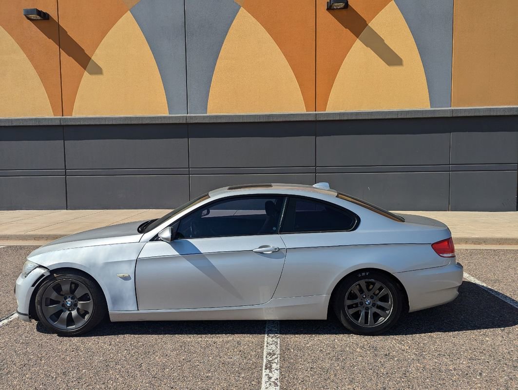 Used 2009 BMW 328i Coupe image 9