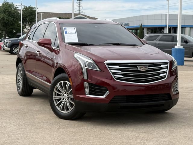Used 2017 Cadillac XT5 Luxury w/ Driver Awareness Package image 2