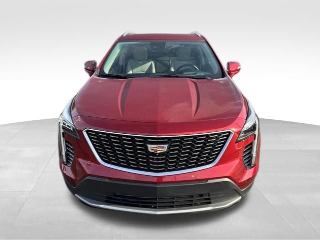 Used 2023 Cadillac XT4 Premium Luxury w/ Technology Package FWD image 2