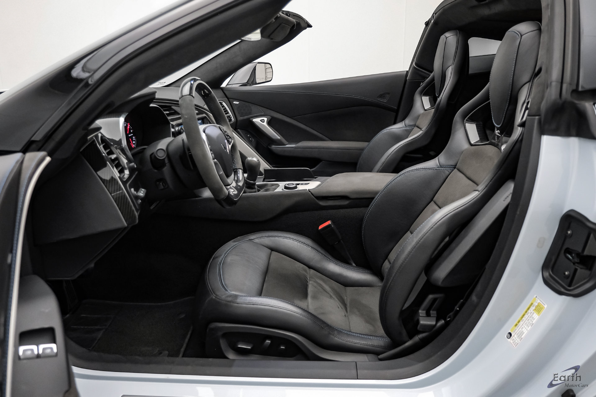 Used 2019 Chevrolet Corvette Z06 RWD image 45