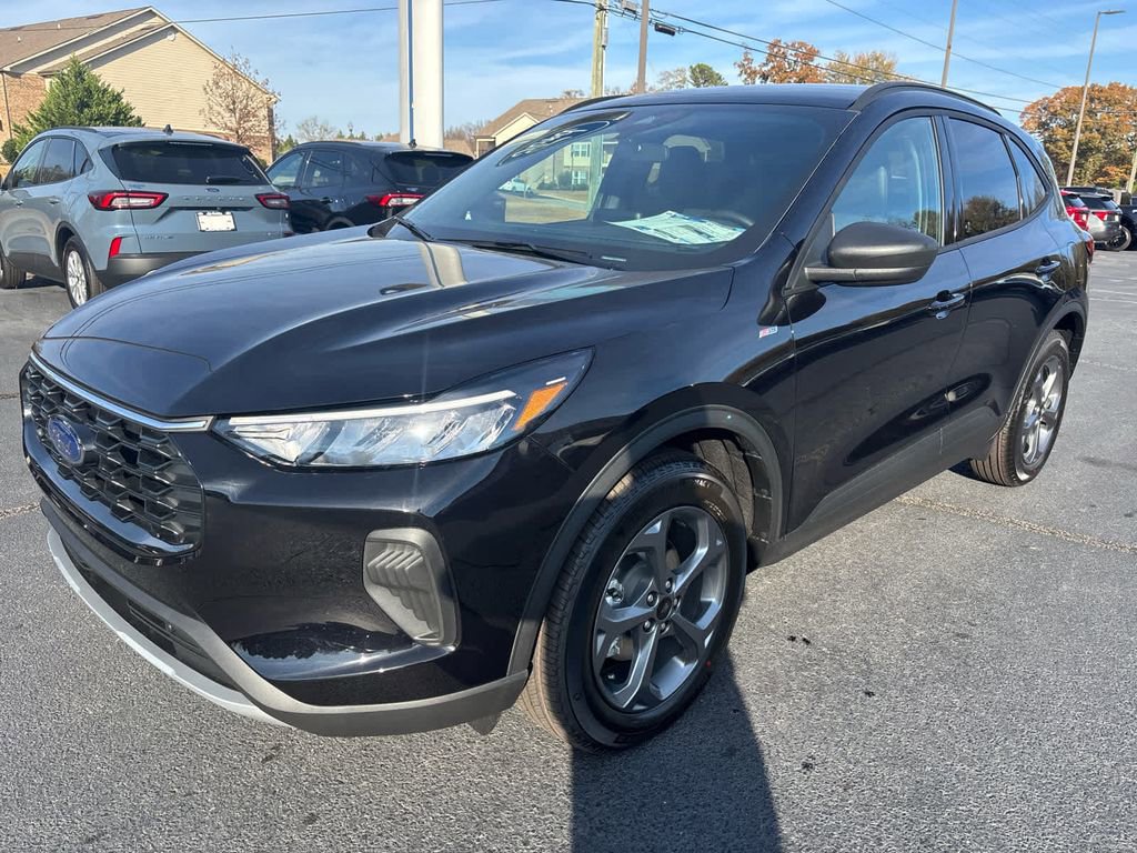 New 2026 Ford Escape ST-Line image 4