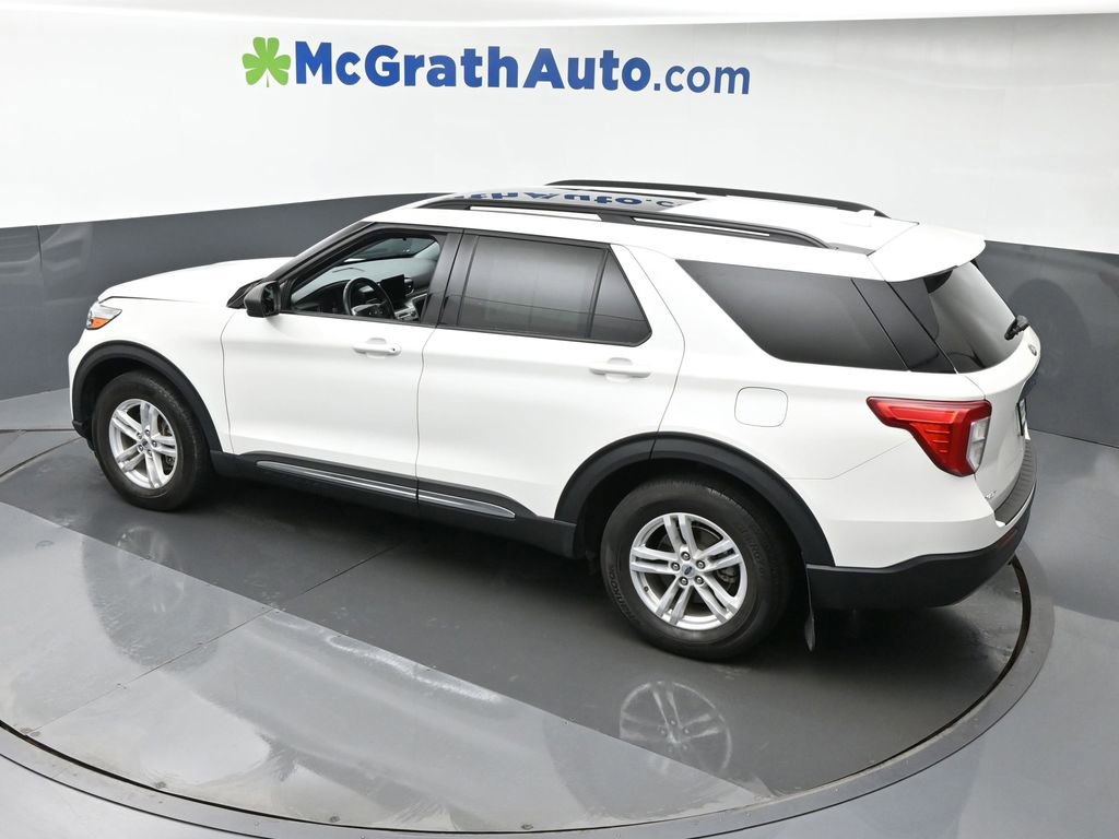 Used 2022 Ford Explorer XLT w/ Equipment Group 202A image 25