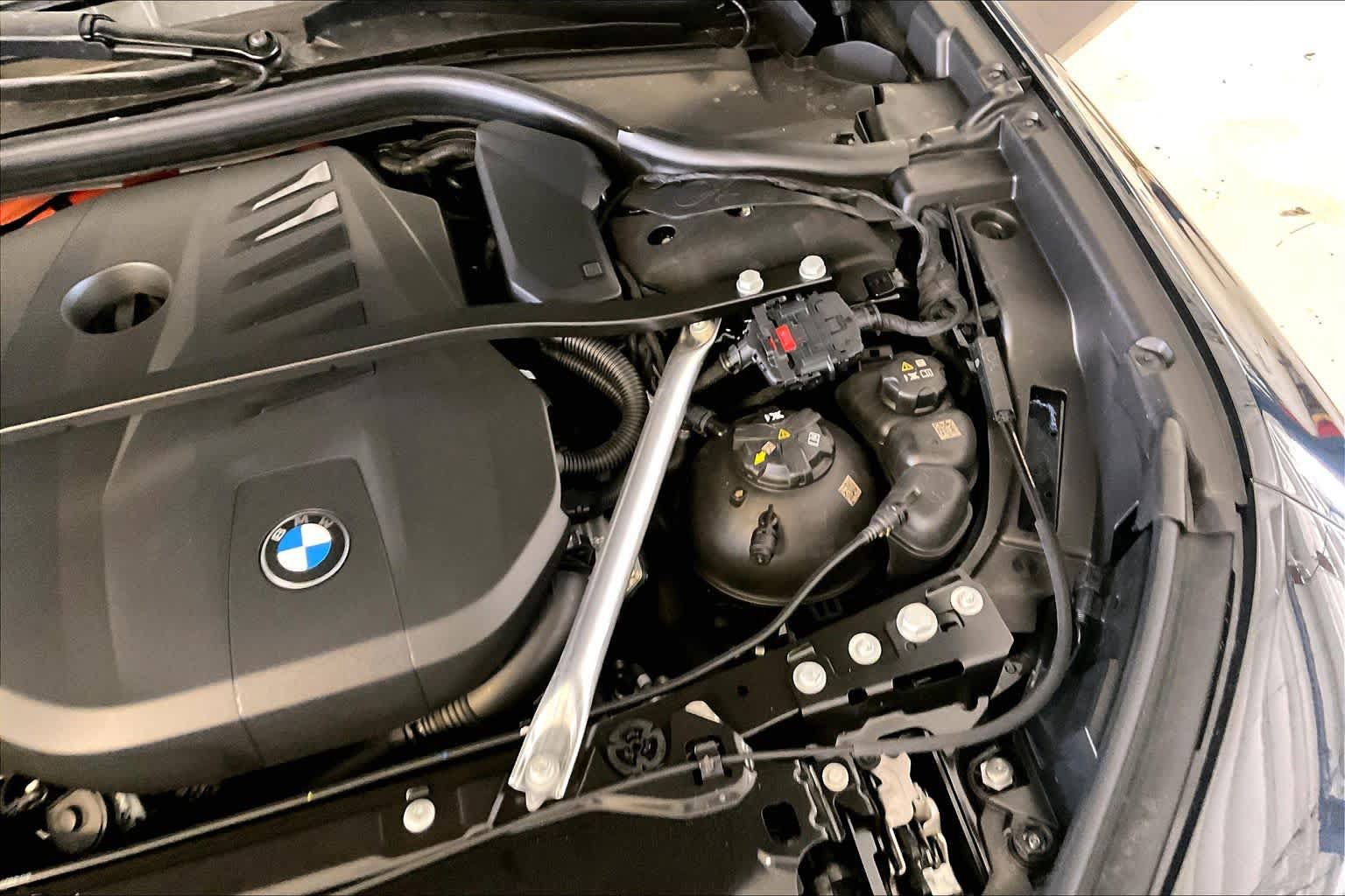 New 2026 BMW 750e xDrive w/ Executive Package AWD/4WD image 17